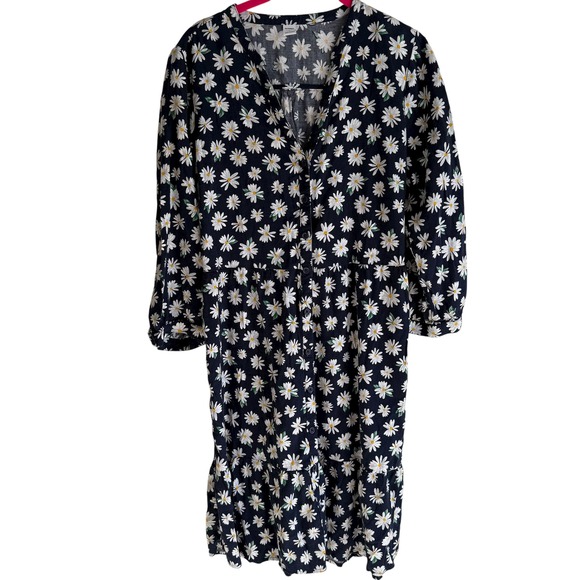 Old Navy Dresses & Skirts - OLD‎ NAVY Navy 3/4 Sleeve Daisy Print Ladies Waist Dress, M